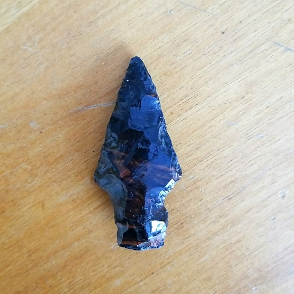 Mahogany Obsidian Arrowhead - Picture 2 of 4